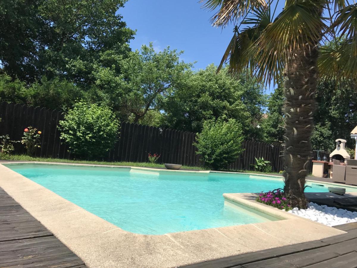 Les Rives Du Bassin Bed & Breakfast Льо Теш Екстериор снимка