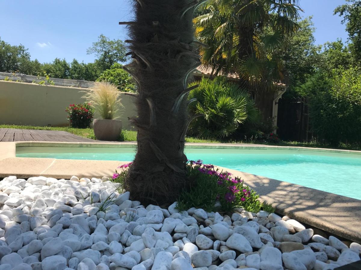 Les Rives Du Bassin Bed & Breakfast Льо Теш Екстериор снимка